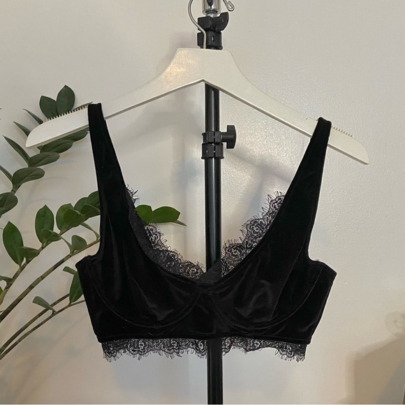 Free People Black Velvet Bra - Picture 2 of 6